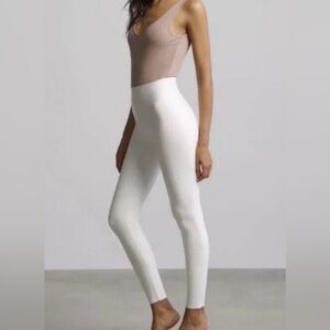 NWOT Faux leather Commando White High-Rise Leggings